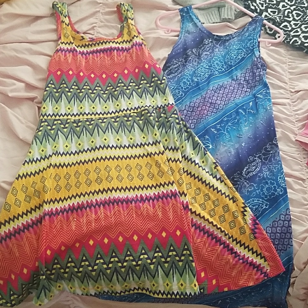 Summer dresses - Picture 1 of 2